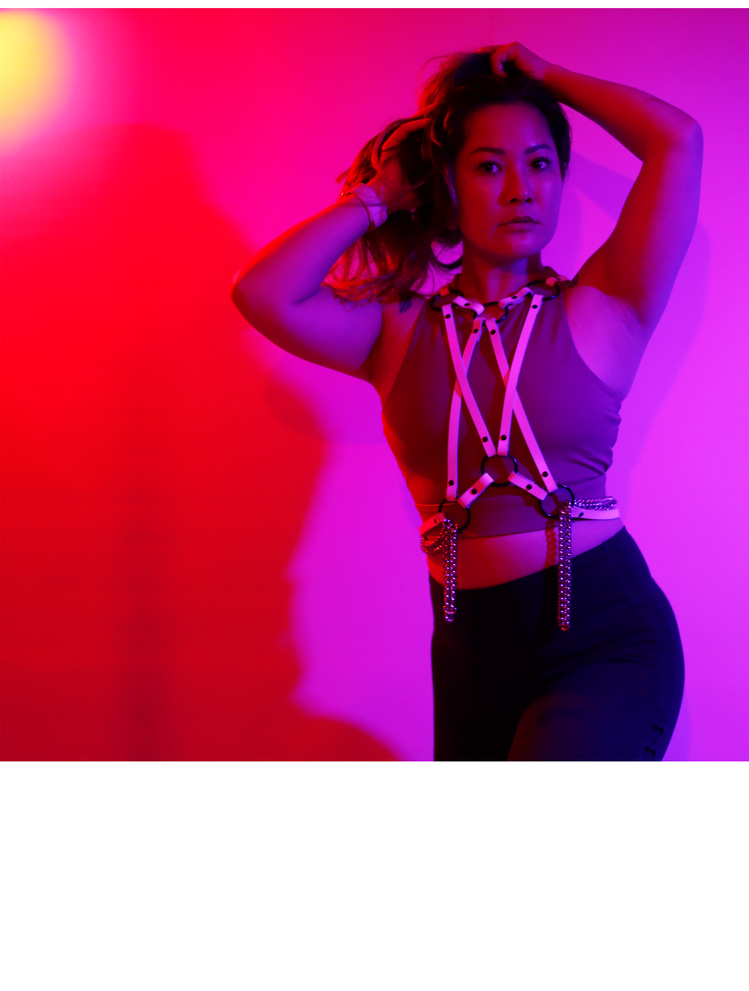 geneviève in white leather harness